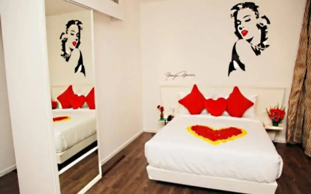 Le Mirage