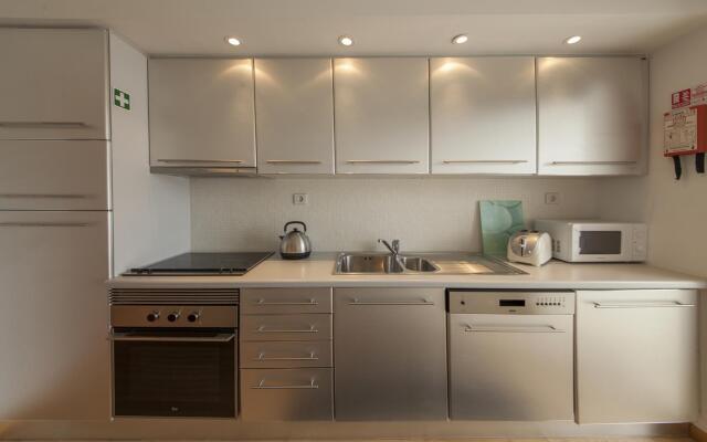 B40 - Marina View Apartment