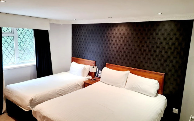 Mercure Birmingham North Barons Court Hotel