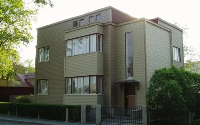 Central B&B