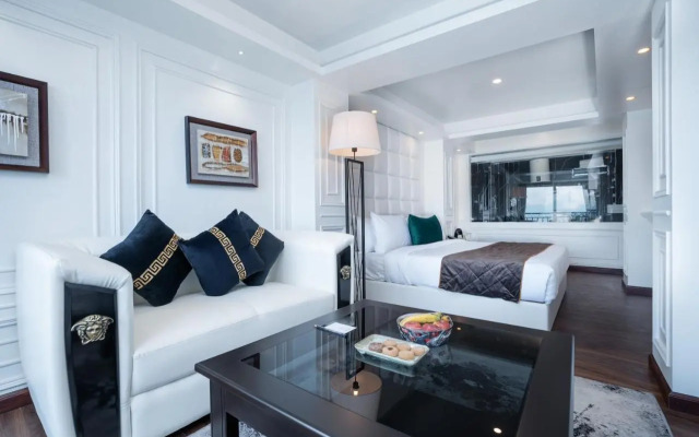 The West Gate Posada By Summit