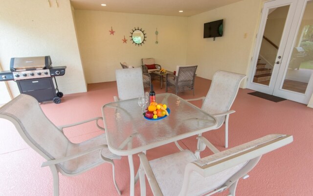 Island Walk Apartment 3