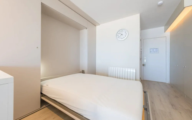 Studio on 4th Floor for Family