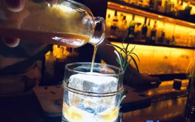 Yichao Service Apartment (Beijing Sanlitun Workers' Stadium)