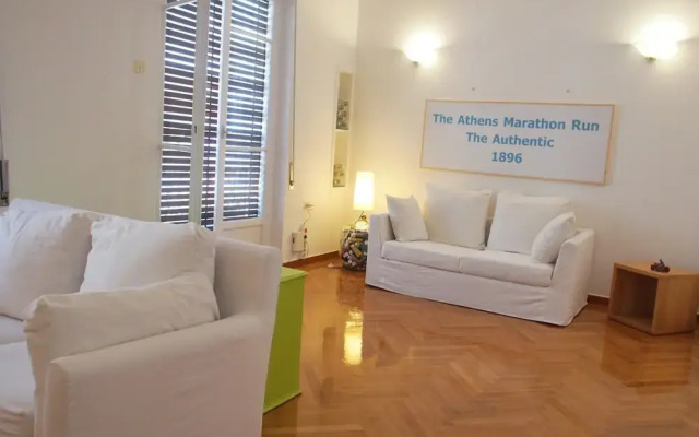 Xenofanous 12 - Themis