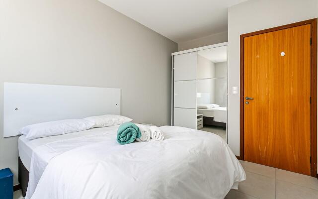 Apto em Condominio pe na Areia, c/ Piscina Mhr308