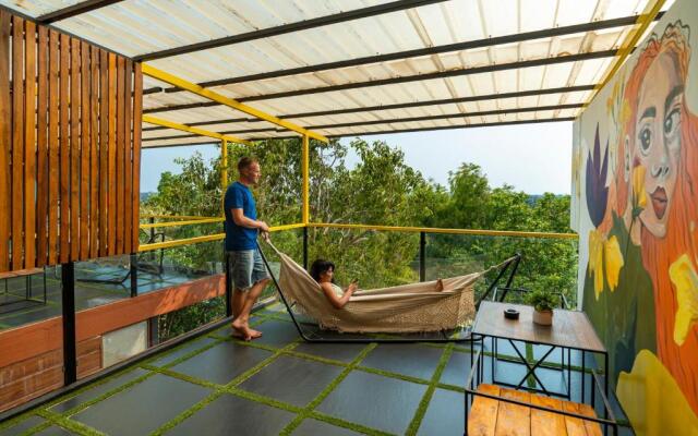 The Hosteller Goa, Arpora