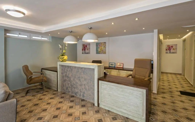 Princess Irini Sea Front ApartHotel