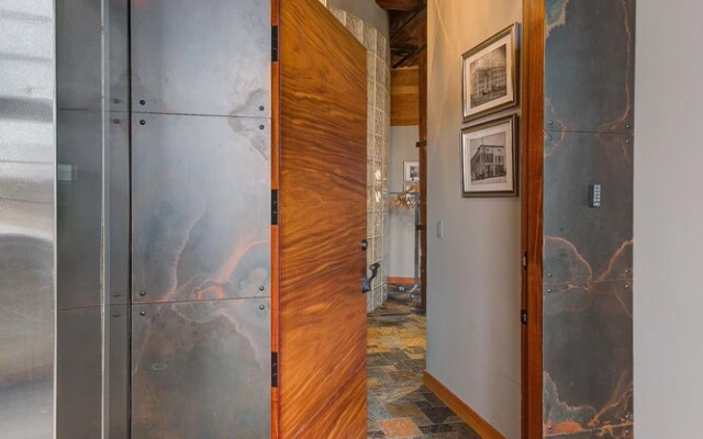 Exquisite 3BDR Penthouse in Downtown TC