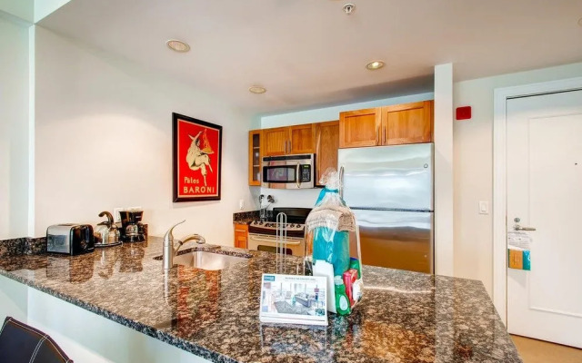 Weichert Suites at Wisconsin Place