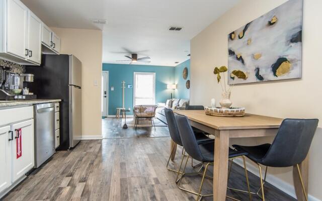 905 Fayetteville Oasis