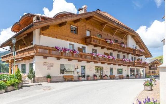 Hotel Alpenrose