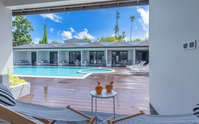 Hakuna Maldives