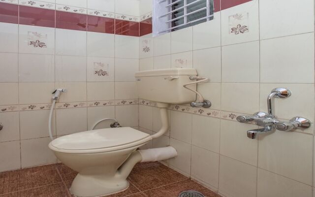 OYO 12024 Sree Nandanam Residency