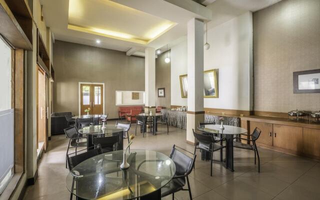 Capital O 2239 Hotel Endah Parahyangan