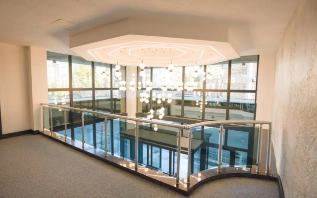 Zade Life OTEL