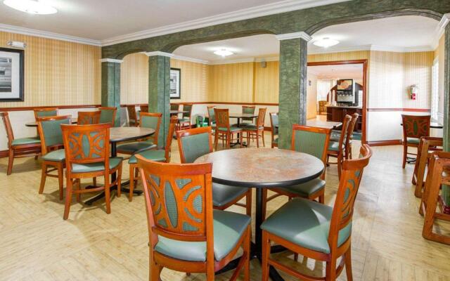 Quality Inn Placentia Anaheim Fullerton