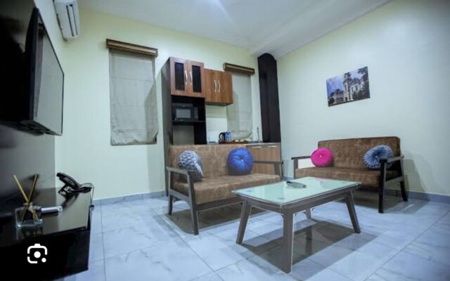 Apartment 79