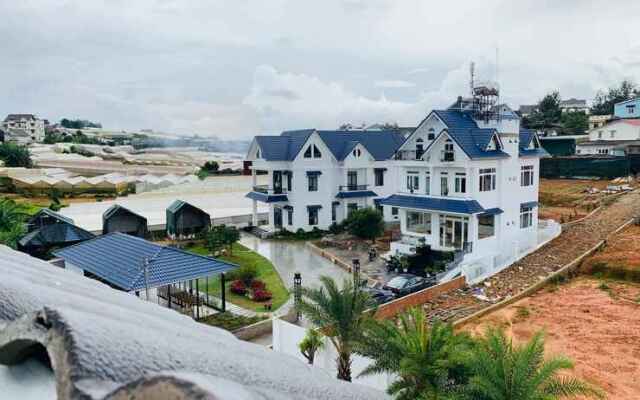 Sun Valley Hotel Resort