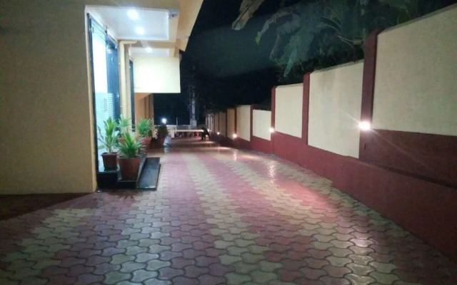 Sai Swastik by OYO Rooms