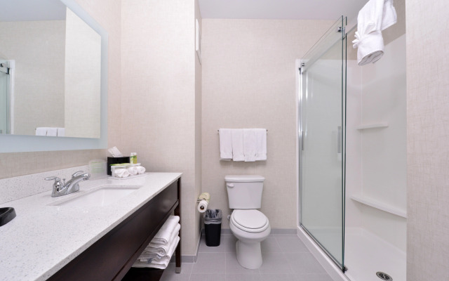 Holiday Inn Express & Suites Loma Linda- San Bernardino S by IHG