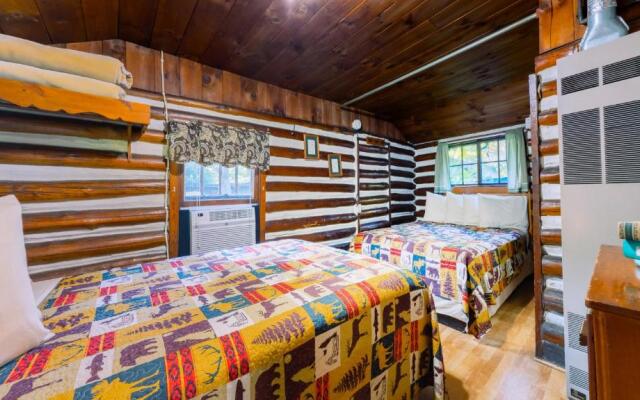 Log Cabin Motor Court