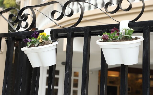 Hotel Mayvilas