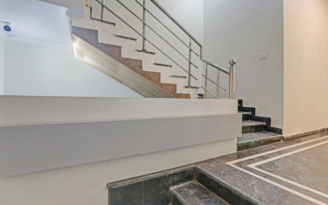 Capital O 85097 Hotel KPR Inn