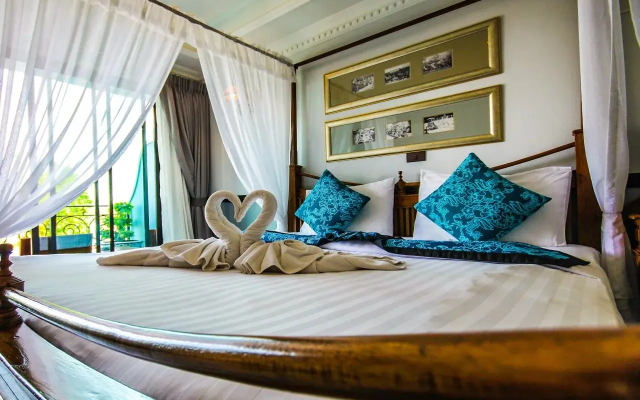 U Residence Hotel