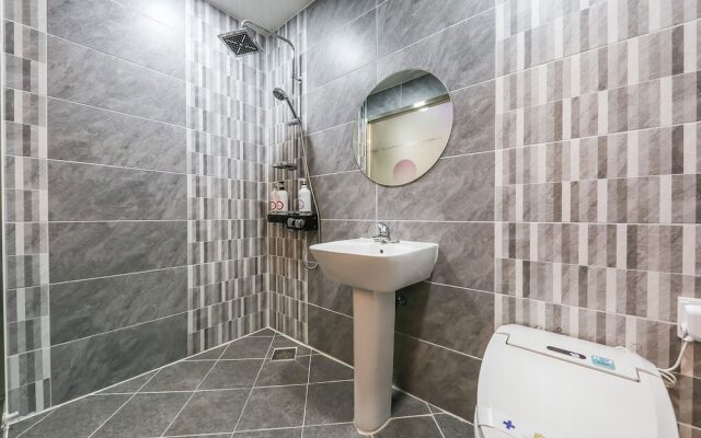 Eumseong Rich Self Check-in Motel