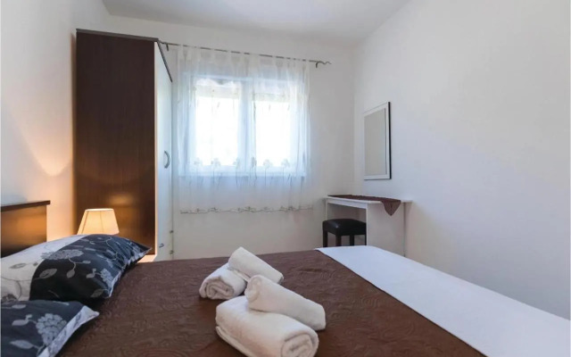 One-Bedroom Apartment Klek with Sea view 07