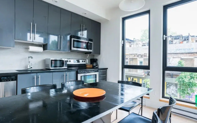 Airy 4BR in Plateau by Sonder