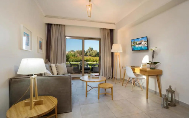 Venus Hotel & Suites