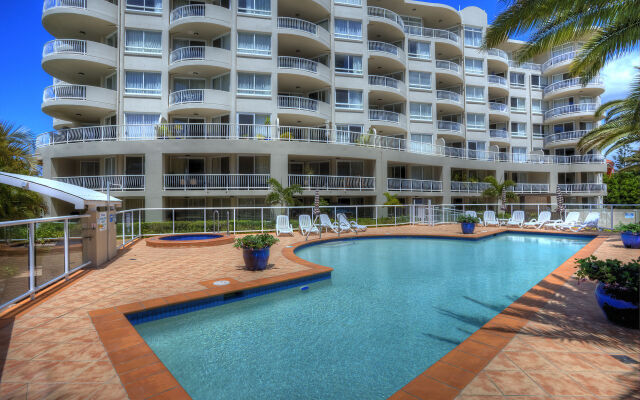 Kirra Beach Apartments