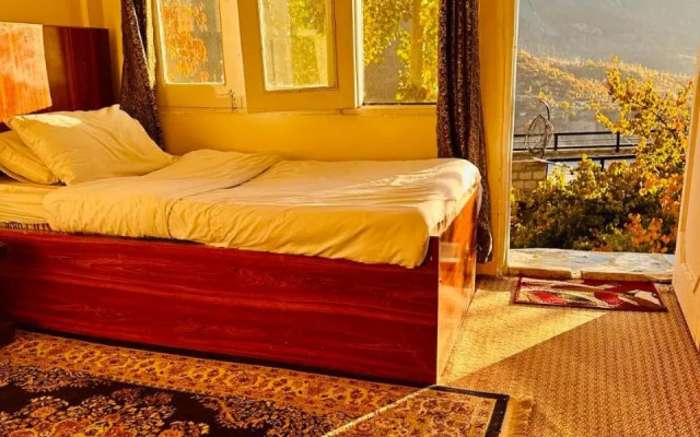 Old Hunza Inn