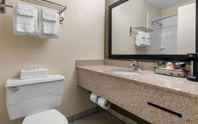 Quality Inn & Suites Lafayette I-65