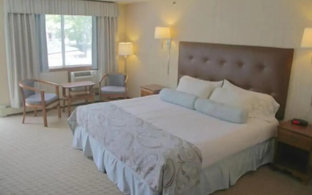 The Rhumb Line Resort
