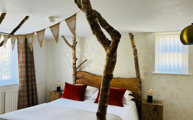 Cottage Lodge Hotel