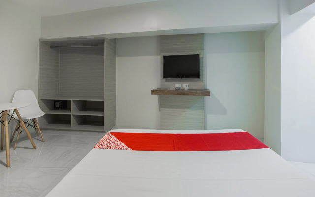 Circuit Hostel