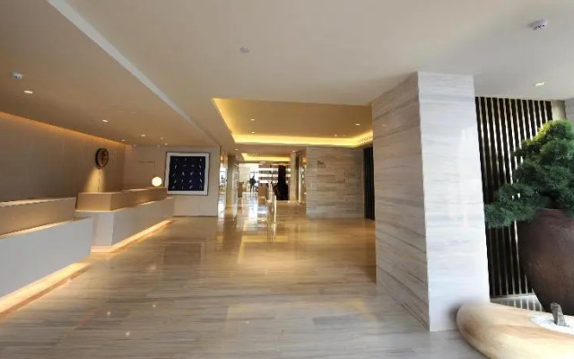 Ji Hotel (Yangzhou Wanda Plaza)
