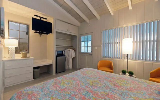 The Islander Inn