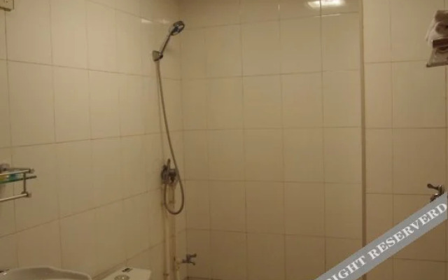 Gangxin Business Hotel