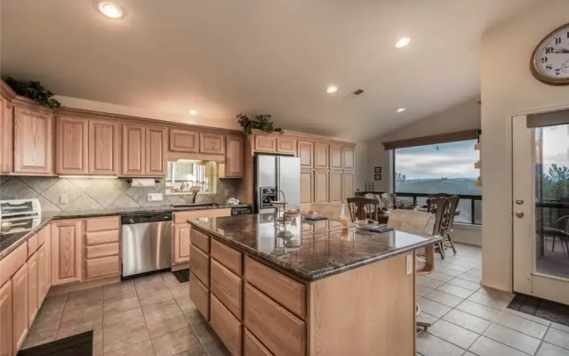 Awesome Views - Five Bedroom Cabin