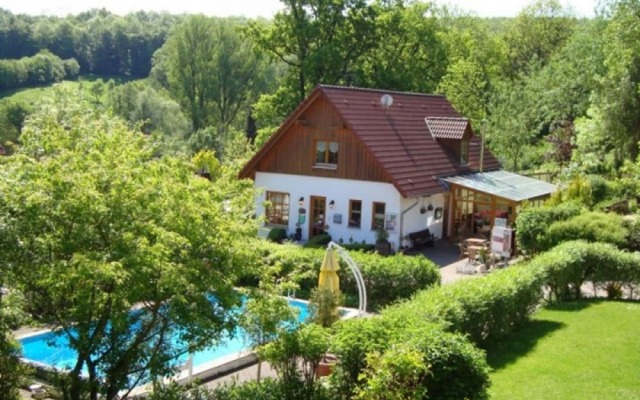 Cozy Apartment Located in the Green Bruchttal