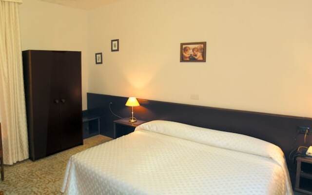 Albergo Ristorante Monte Marzio