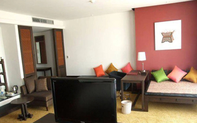 Sunee Grand Hotel and Convention Center