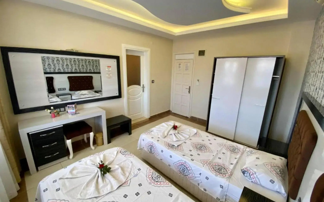 Erkan Tumen Yalcin Hotel