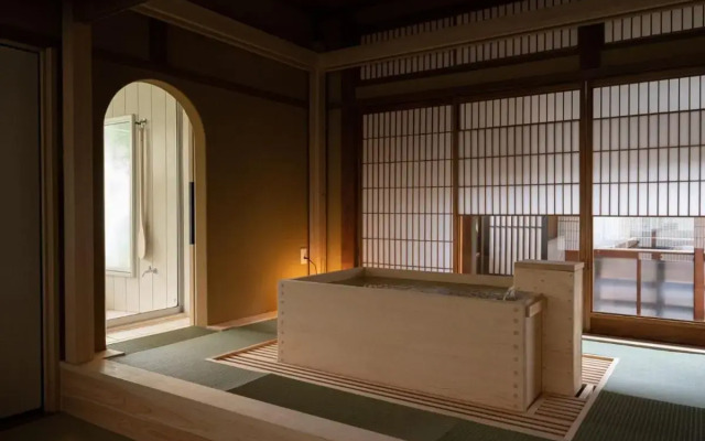 Nazuna Kyoto Nijo-jo