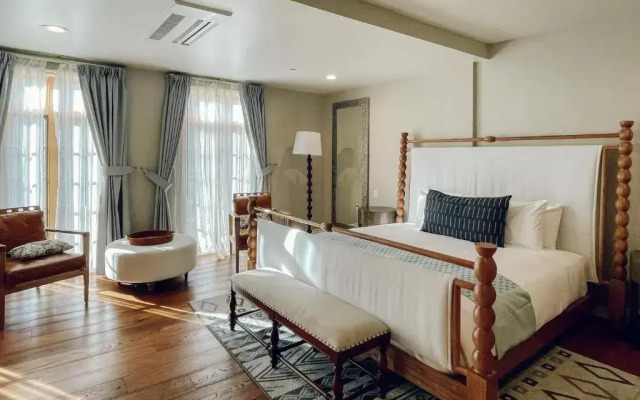 Zane Grey Pueblo Hotel