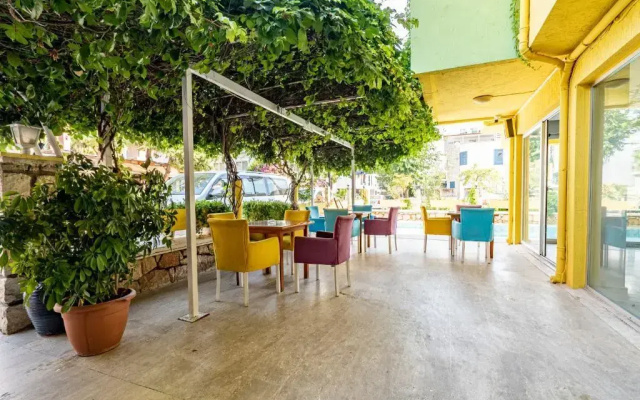 Umit Hotel